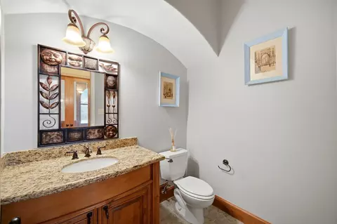 Bath - 7818 Sunset Falls Ct, Spring, TX 77379 photo 4 of 7