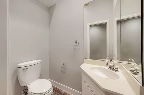 Bath - 3 Hillside View Pl, Spring, TX 77381 photo 5 of 7