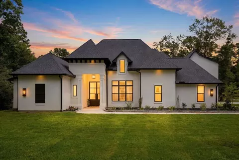 288 Fire Sky Rd, Huntsville, TX 77340