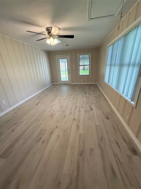 Living - 1102 E 2nd St, Sweeny, TX 77480 photo 1 of 1
