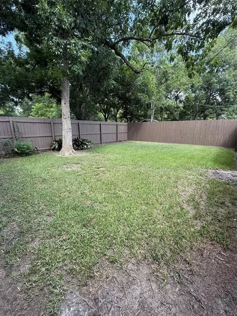 Exterior - 1102 E 2nd St, Sweeny, TX 77480 photo 2 of 3