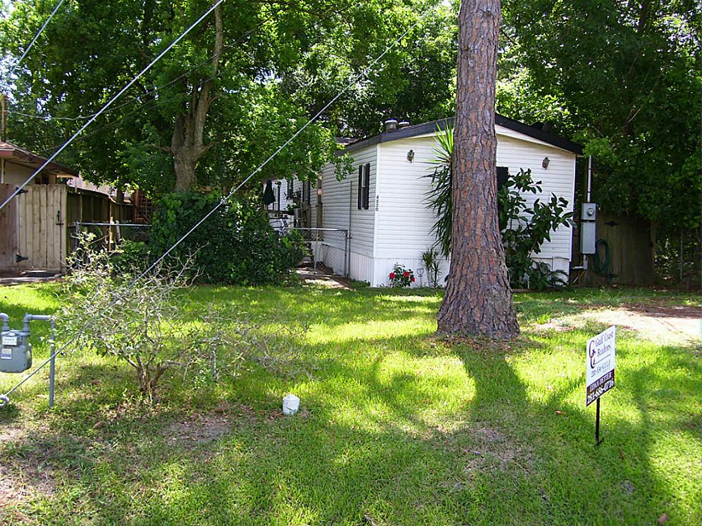 4820 12, Bacliff, TX 77518 photo 1