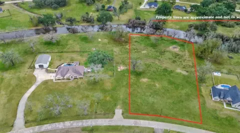 865 Mill Rd, Angleton, TX 77515 photo 4