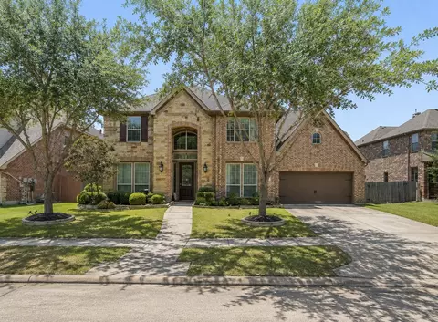 3923 Pebble Heights Ln, Sugar Land, TX 77479