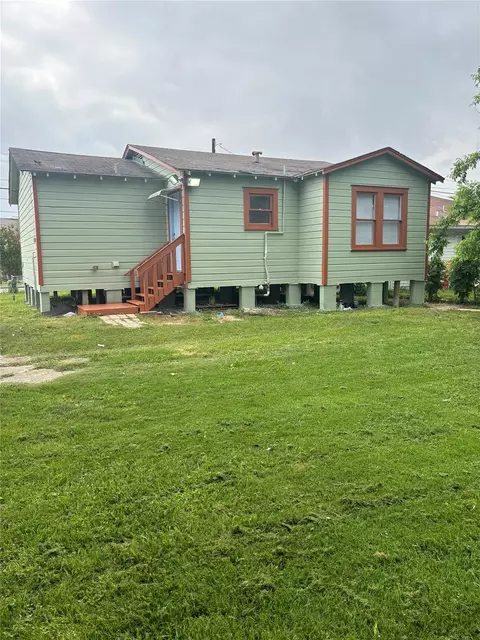 4127 Yale St, Houston, TX 77018