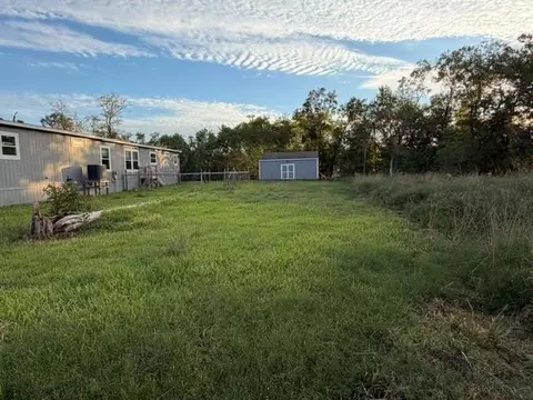 Exterior - 7094 County Road 3, Sweeny, TX 77480 photo 3 of 5