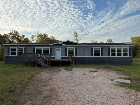 7094 County Road 3, Sweeny, TX 77480