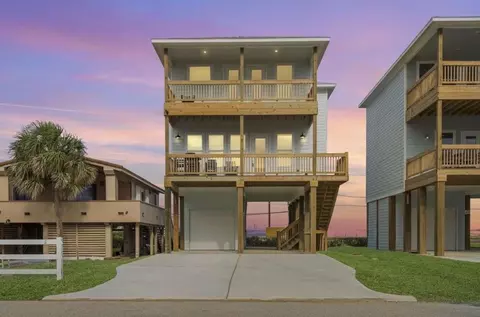 17418 Bristow, Galveston, TX 77554