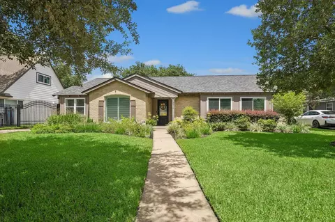 3014 Kevin Ln, Houston, TX 77043