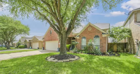 3827 Katy Hollow Dr, Katy, TX 77449