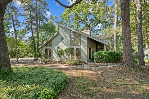 611 Saint Andrews Rd, Kingwood, TX 77339