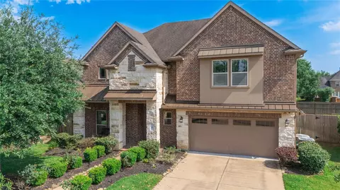 10 Glade Park Dr, Missouri City, TX 77459