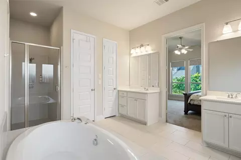 Entry Way - 212 Trillium Park Loop, Conroe, TX 77304 photo 6 of 7