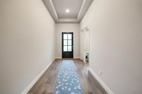 Entry Way - 212 Trillium Park Loop, Conroe, TX 77304 photo 3 of 7