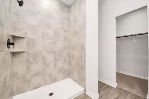 Entry Way - 18745 Loom Dr, Conroe, TX 77306 photo 2 of 4