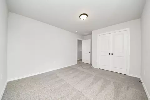 Bedroom - 18745 Loom Dr, Conroe, TX 77306 photo 7 of 10