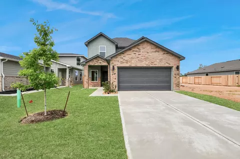 Exterior - 18745 Loom Dr, Conroe, TX 77306 photo 5 of 7