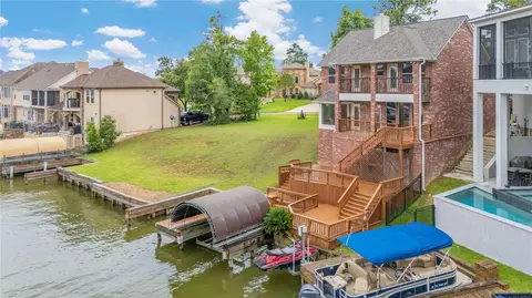 12350 Pebble View Dr, Conroe, TX 77304