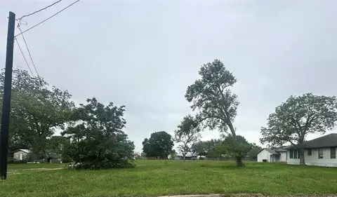 tbd Edgar St, Yoakum, TX 77995