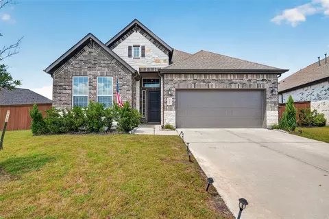 5051 Country Meadows Trl, Iowa Colony, TX 77583