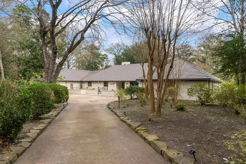15585 Bedford Ln, Conroe, TX 77384