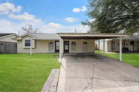 522 Hollyvale Dr, Houston, TX 77060