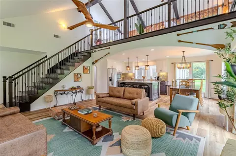 129 Springs Edge Dr, Montgomery, TX 77356