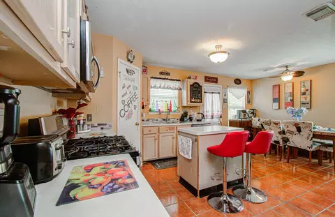 Kitchen - 747 Cape Cottage Ln, Spring, TX 77373 photo 1 of 5
