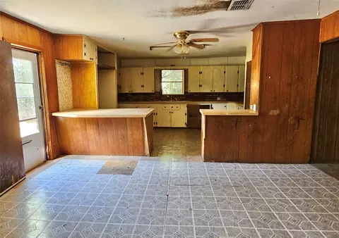 Kitchen - 24 Peach St, Lolita, TX 77971 photo 1 of 1