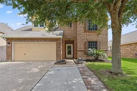 4710 Shale Dr, Baytown, TX 77521