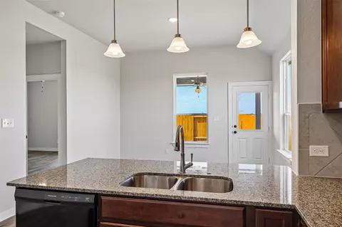 Kitchen - 12239 Danza Dr, Willis, TX 77318 photo 4 of 4