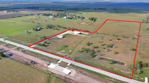 20233 Highway 36, Guy, TX 77444 photo 1