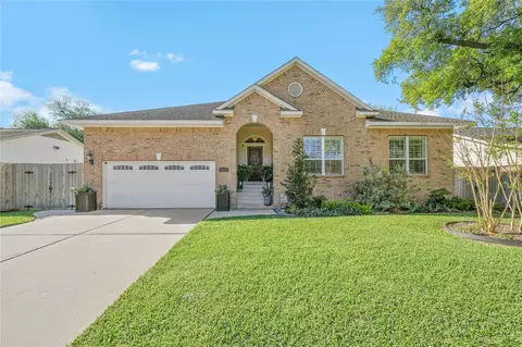 5821 Ariel St, Houston, TX 77074