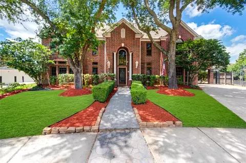 16 Fosters Ct, Sugar Land, TX 77479