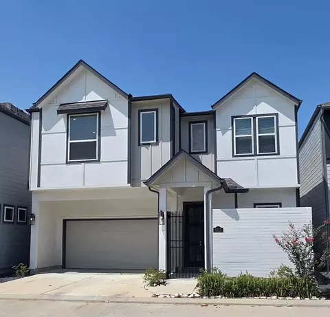 4215 Weathered Oak Dr, Houston, TX 77080