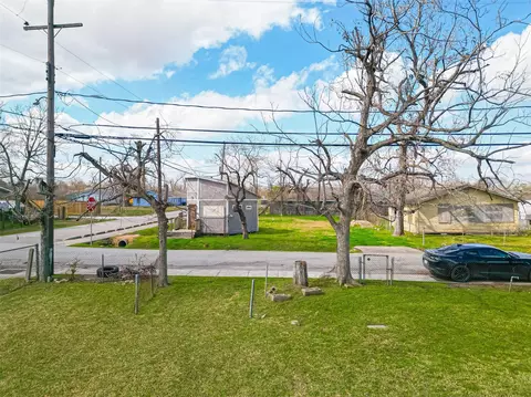 7902 Pointer St, Houston, TX 77016 photo 17