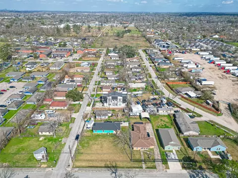 7902 Pointer St, Houston, TX 77016 photo 9