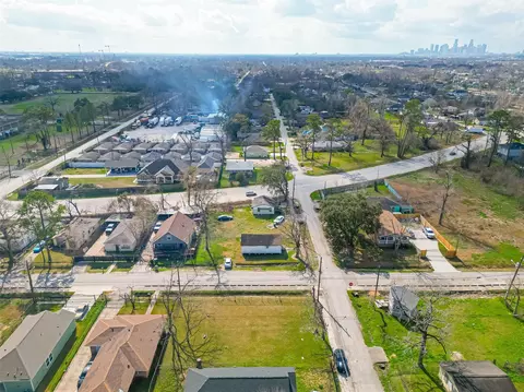 7902 Pointer St, Houston, TX 77016 photo 16