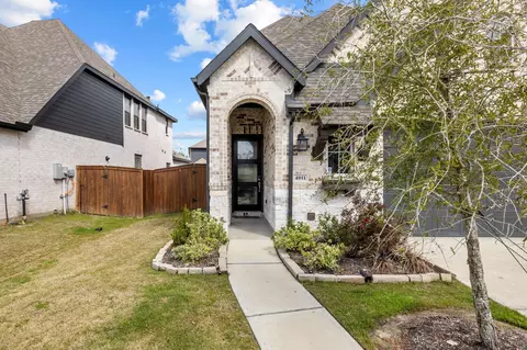 4011 Kinsey St, Iowa Colony, TX 77583