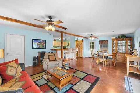 4942 Old Wagon Ln, Richards, TX 77873 photo 4