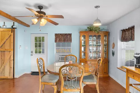 4942 Old Wagon Ln, Richards, TX 77873 photo 5