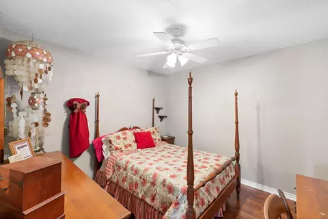 4942 Old Wagon Ln, Richards, TX 77873 photo 14