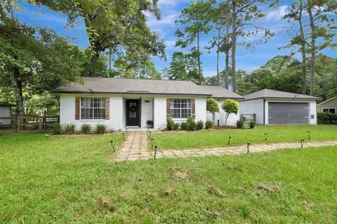 281 Greenbriar Dr, Magnolia, TX 77355