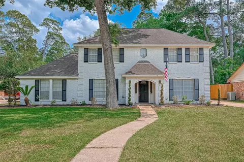 711 Lodgehill Ln, Houston, TX 77090