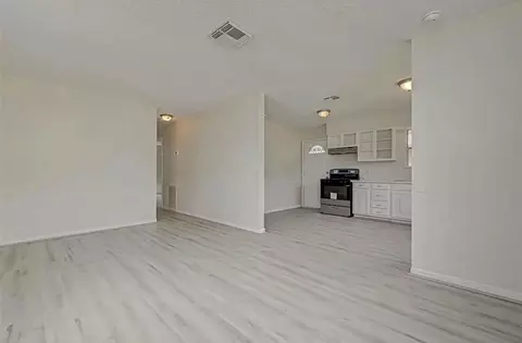 4222 Sevan St, Bacliff, TX 77518 photo 6