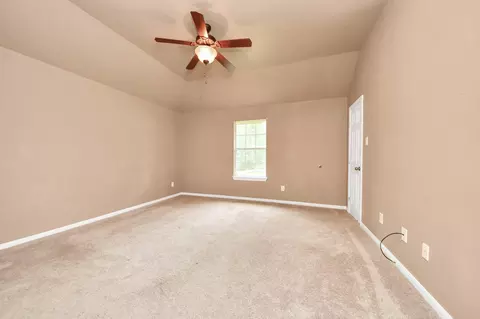 Bedroom - 17820 Mcdonald Ct, Conroe, TX 77302 photo 1 of 9