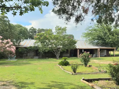 11088 Highway 97 W Hwy, Cost, TX 78614