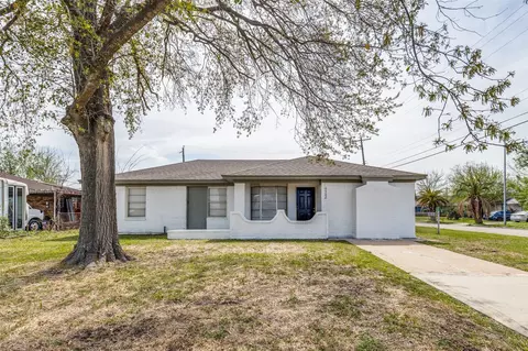 8502 Richcroft St, Houston, TX 77029