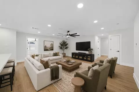 Living - 18918 Casper Dr, Spring, TX 77373 photo 2 of 6