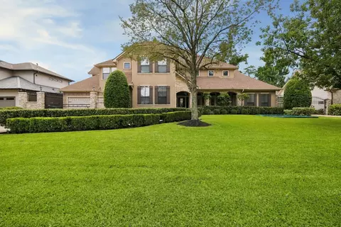 7827 Brykerwoods Dr, Houston, TX 77055